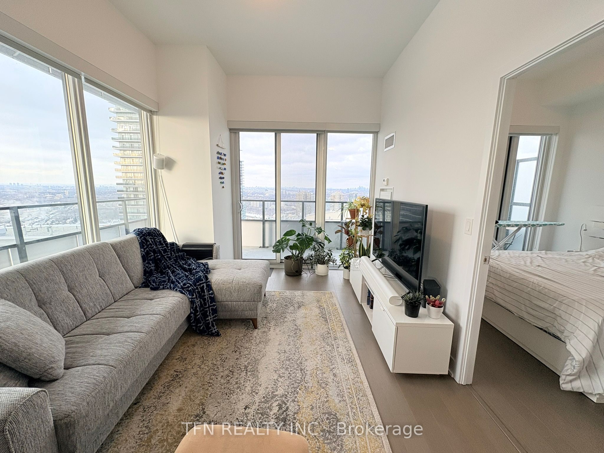 20 Shore Breeze Drive 4703