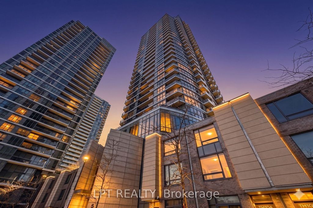 Photo of 5 Valhalla Inn Road #3105, Toronto, ON M9B 0B1 (MLS # W13005482)