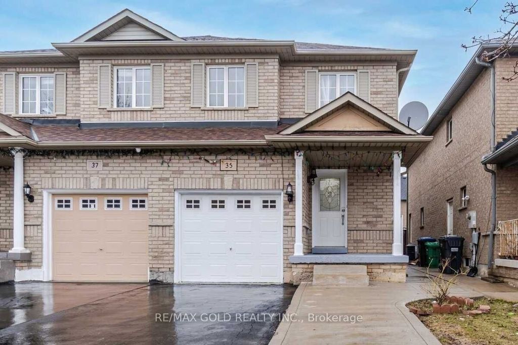 Photo of 35 Ridgefield Court, Brampton, ON L6P 1B4 (MLS # W13093312)