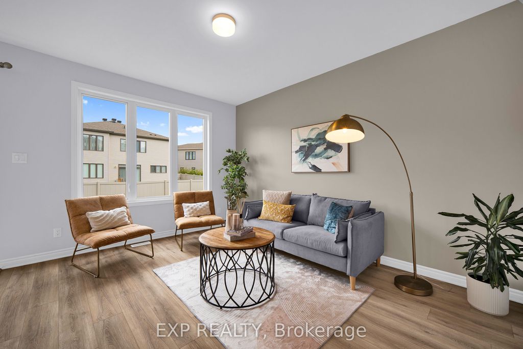 Photo of 422 Cope Drive, Kanata, ON K2V 0P8 (MLS # X13106428)