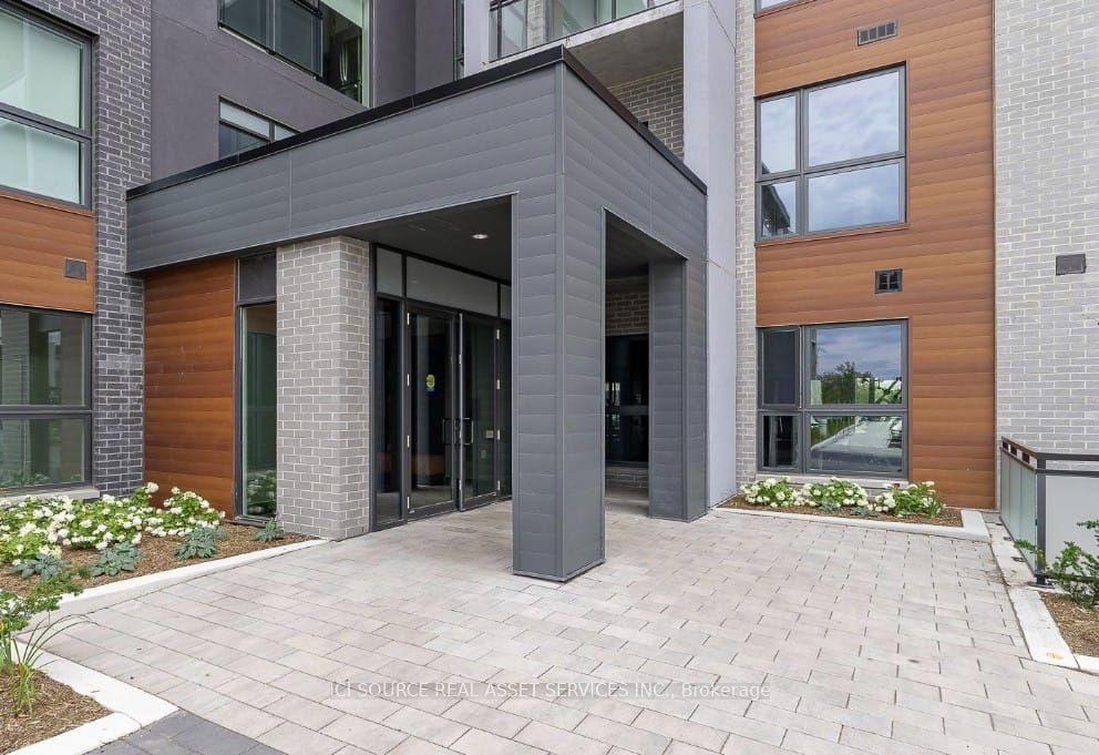 95 Dundas Street W 614