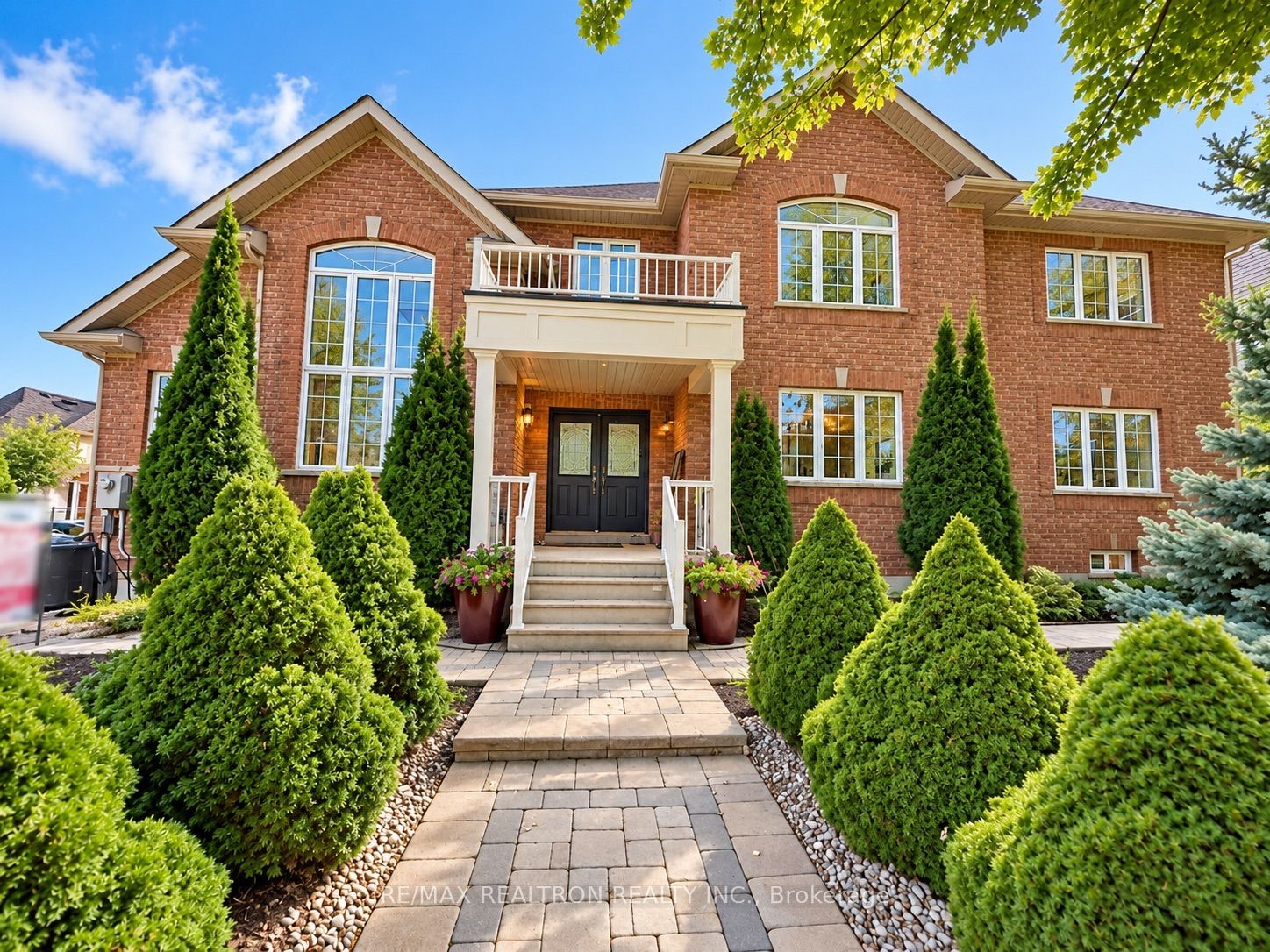 405 Lauderdale Drive