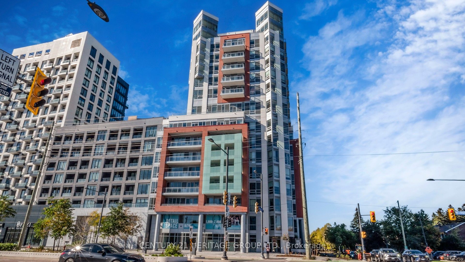 8888 YONGE Street 706