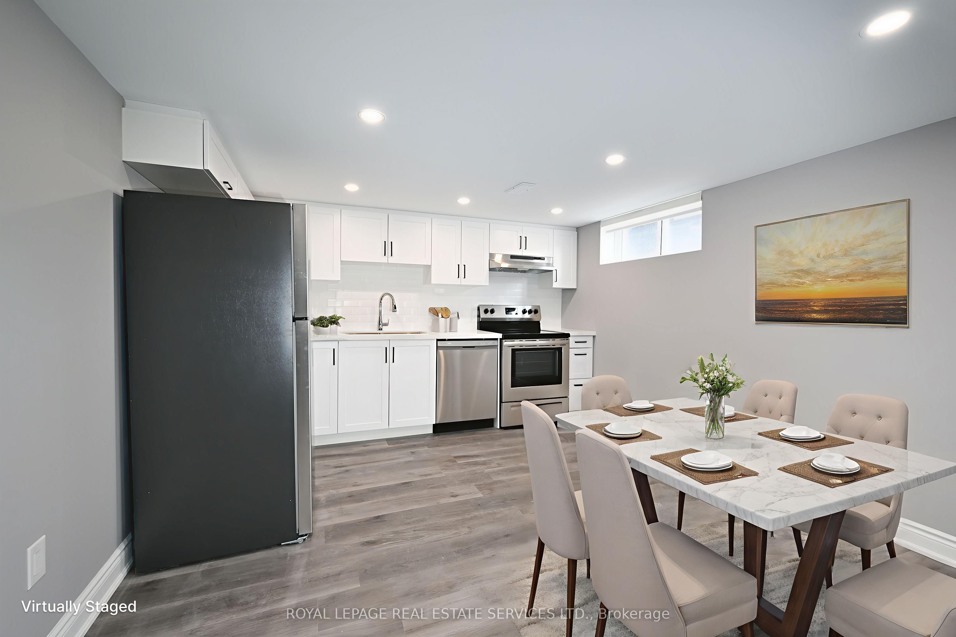 1295 Pinegrove Road Lower