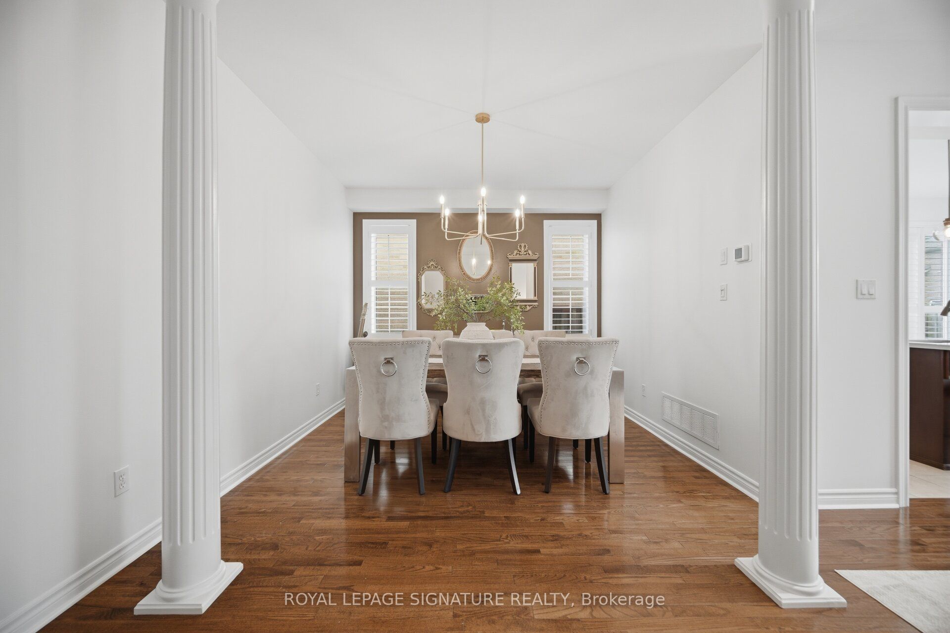 2386 Stone Glen Crescent