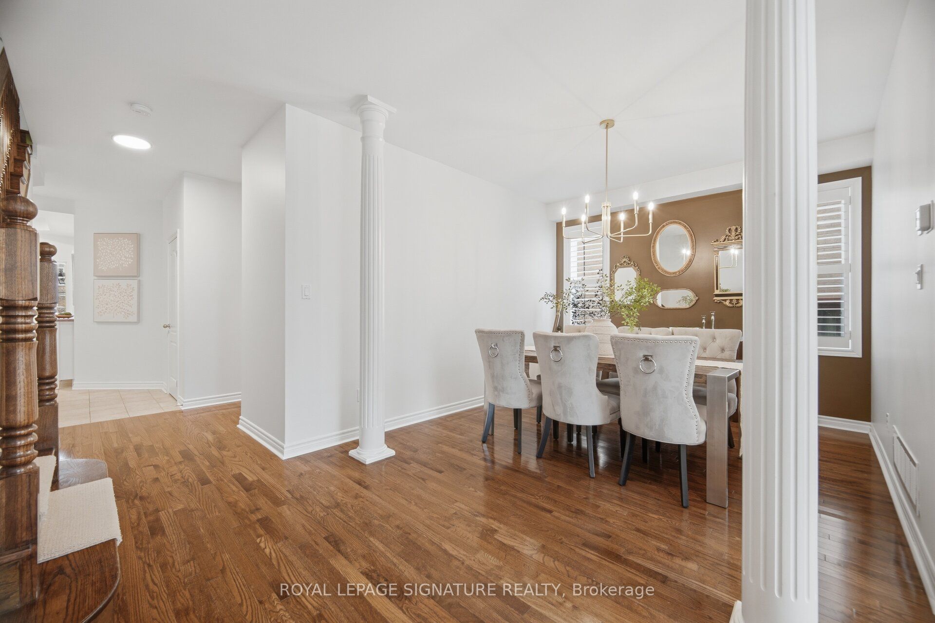 2386 Stone Glen Crescent