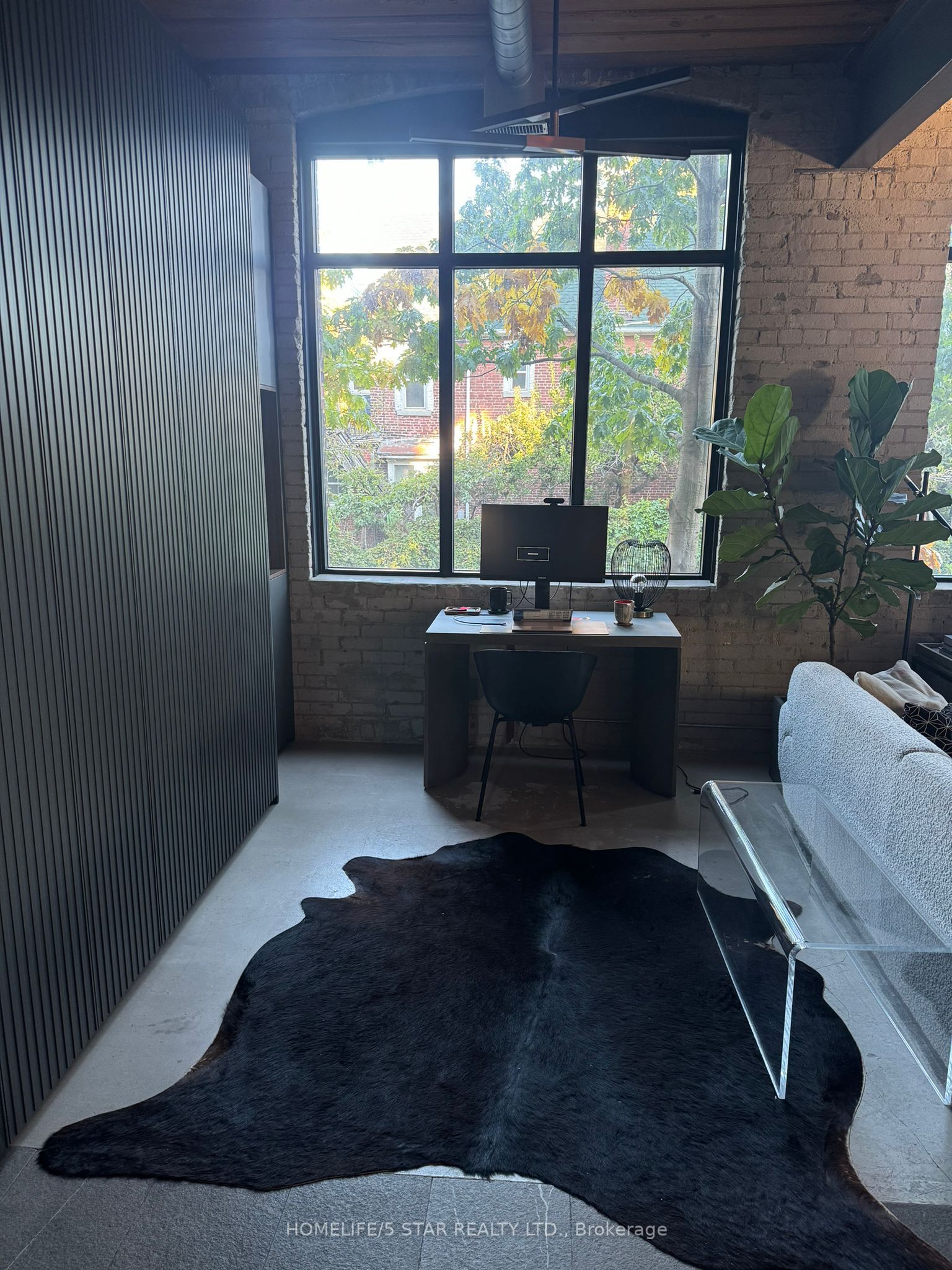 1 Columbus Avenue 101