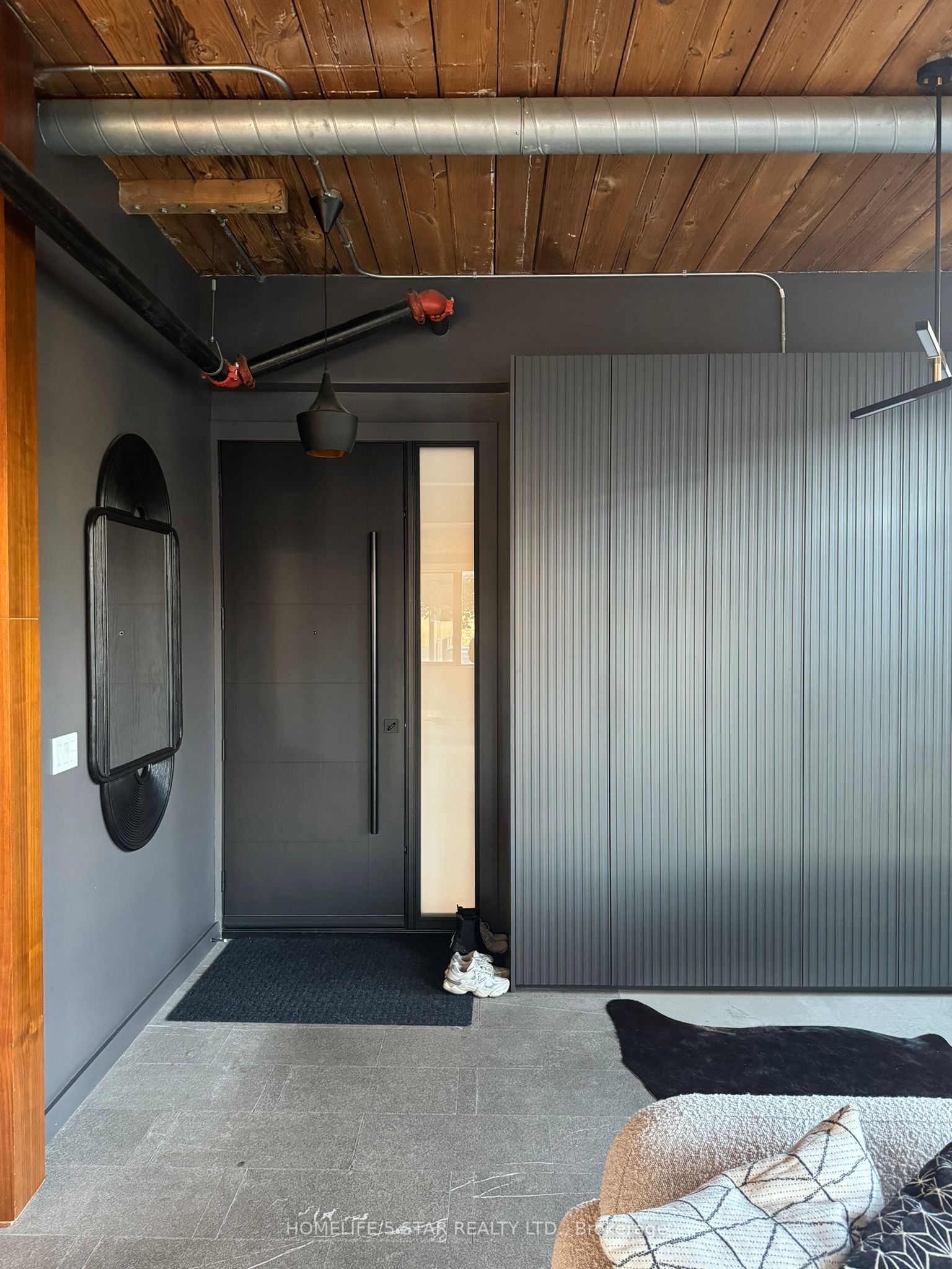 1 Columbus Avenue 101