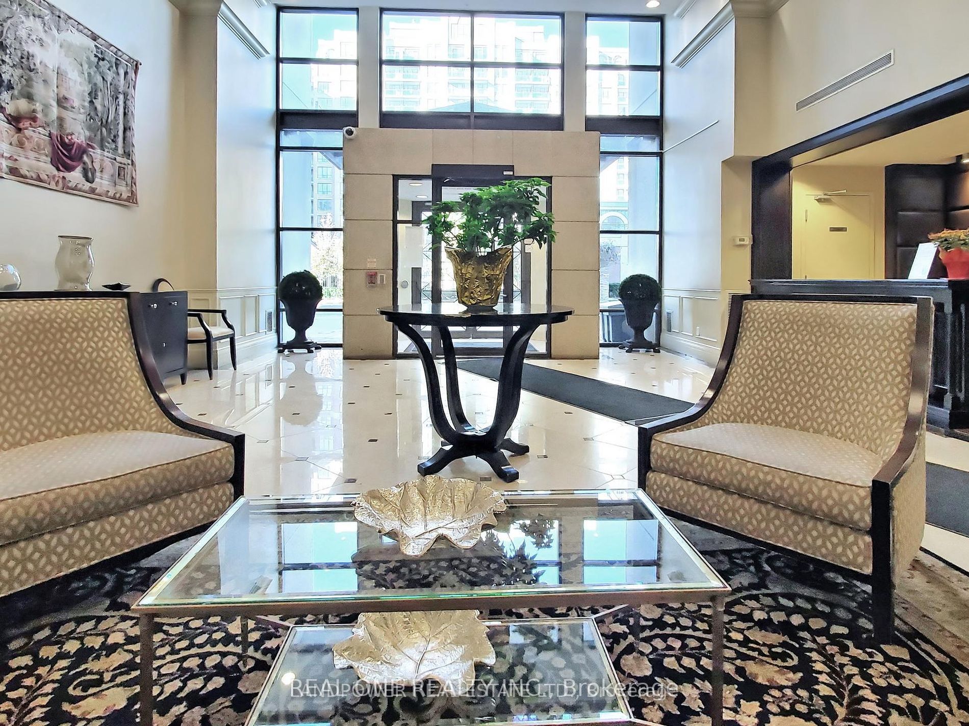 310 Red Maple Road 1203
