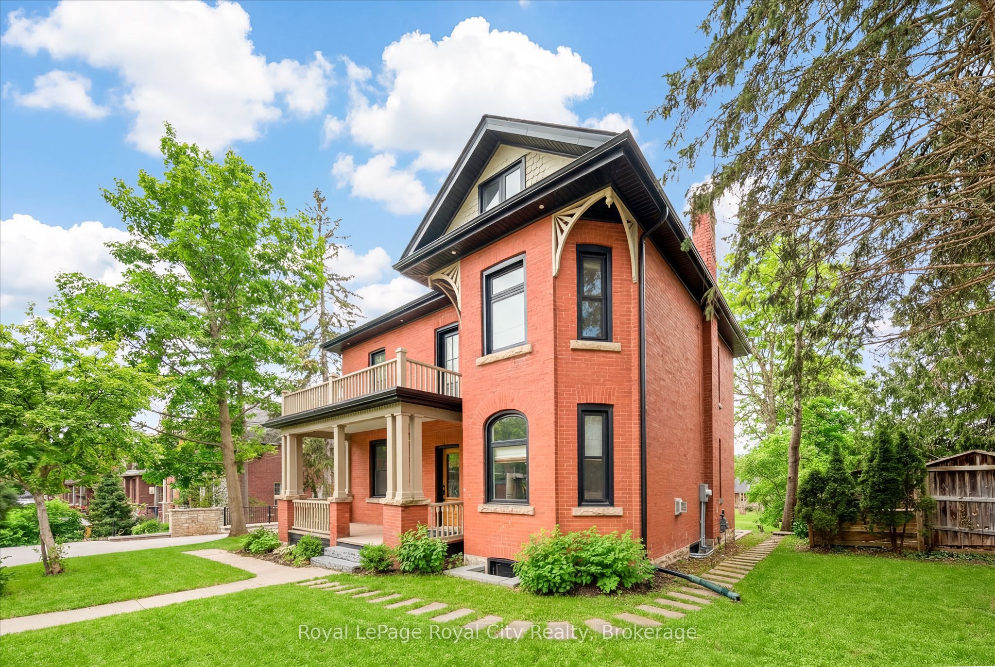 292 Geddes Street