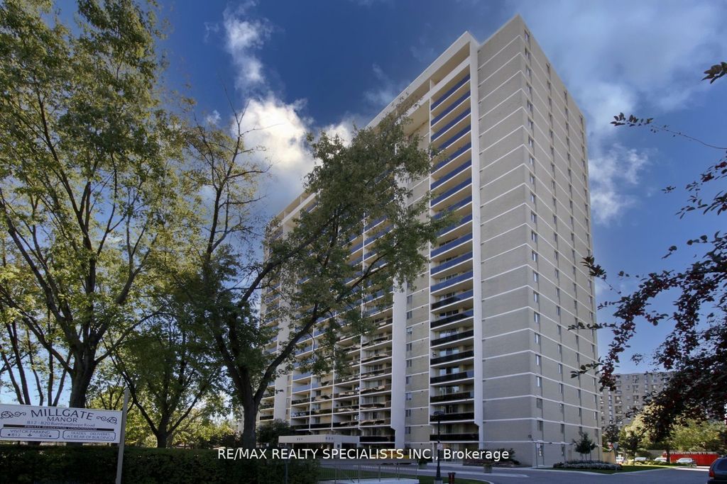 Photo of 820 Burnhamthorpe Road #803, Toronto, ON M9C 4W2 (MLS # W12286757)