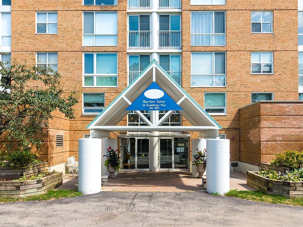 Photo of 24 Ramblings Way #802, Collingwood, ON L9Y 5S7 (MLS # S13668066)