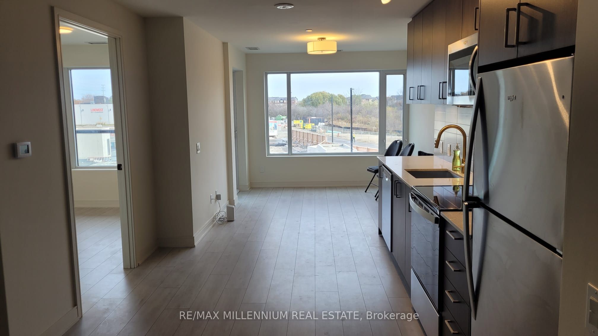8010 Derry Road 211