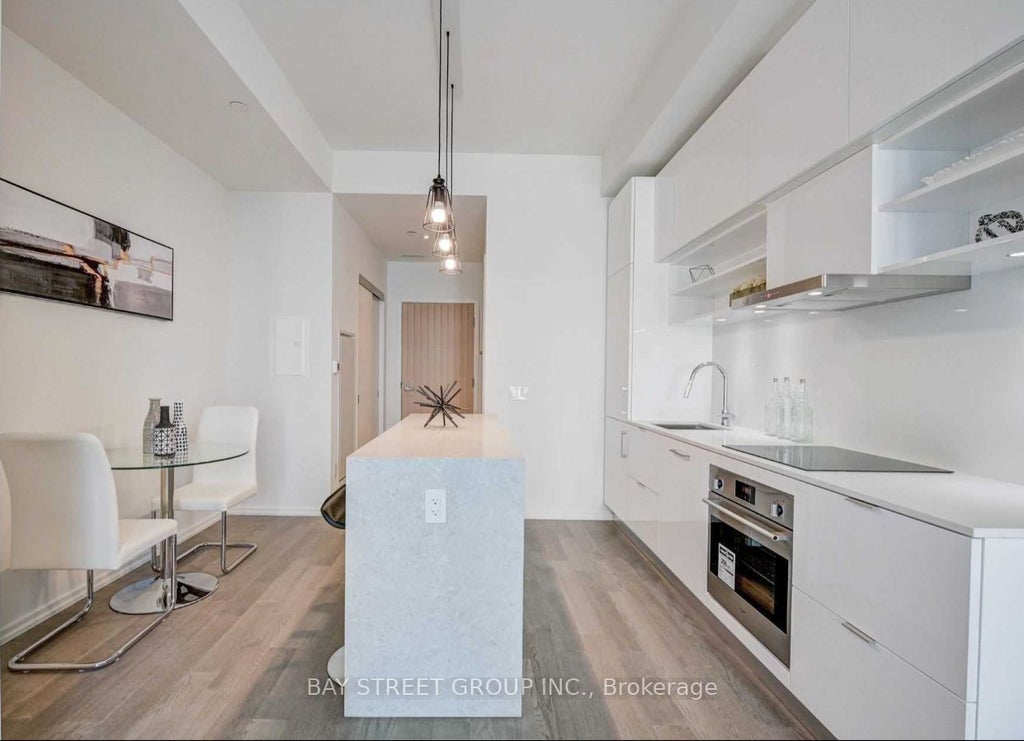 Photo of 5 Soudan Avenue #1908, Toronto, ON M4S 0B1 (MLS # C13247030)