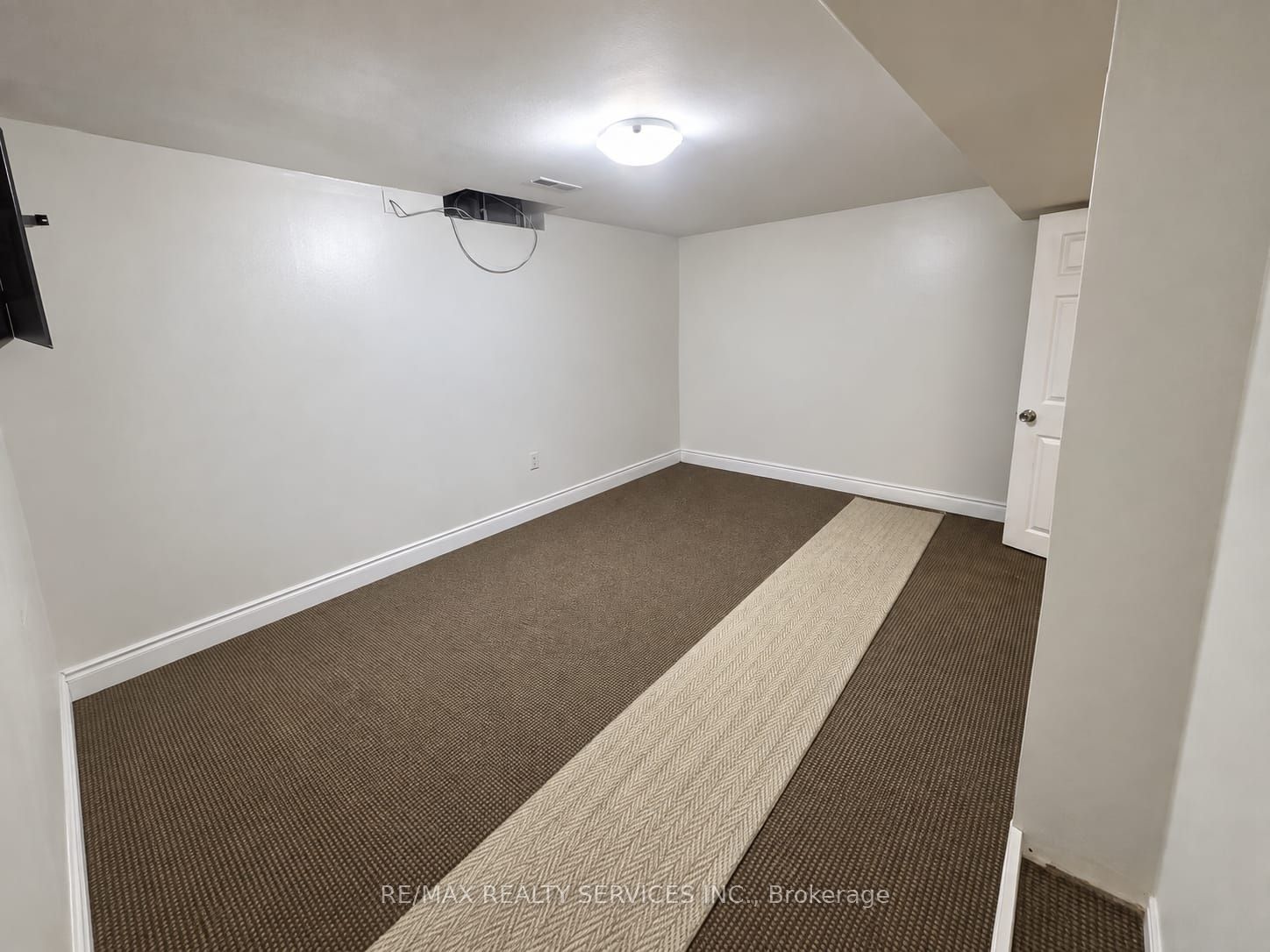50 Banting Crescent