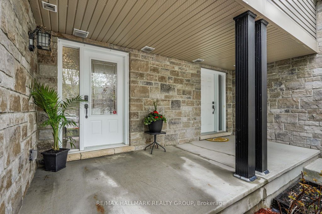 Photo of 65 NATHALIE Street, Clarence-Rockland, ON K4K 0J3 (MLS # X13152296)