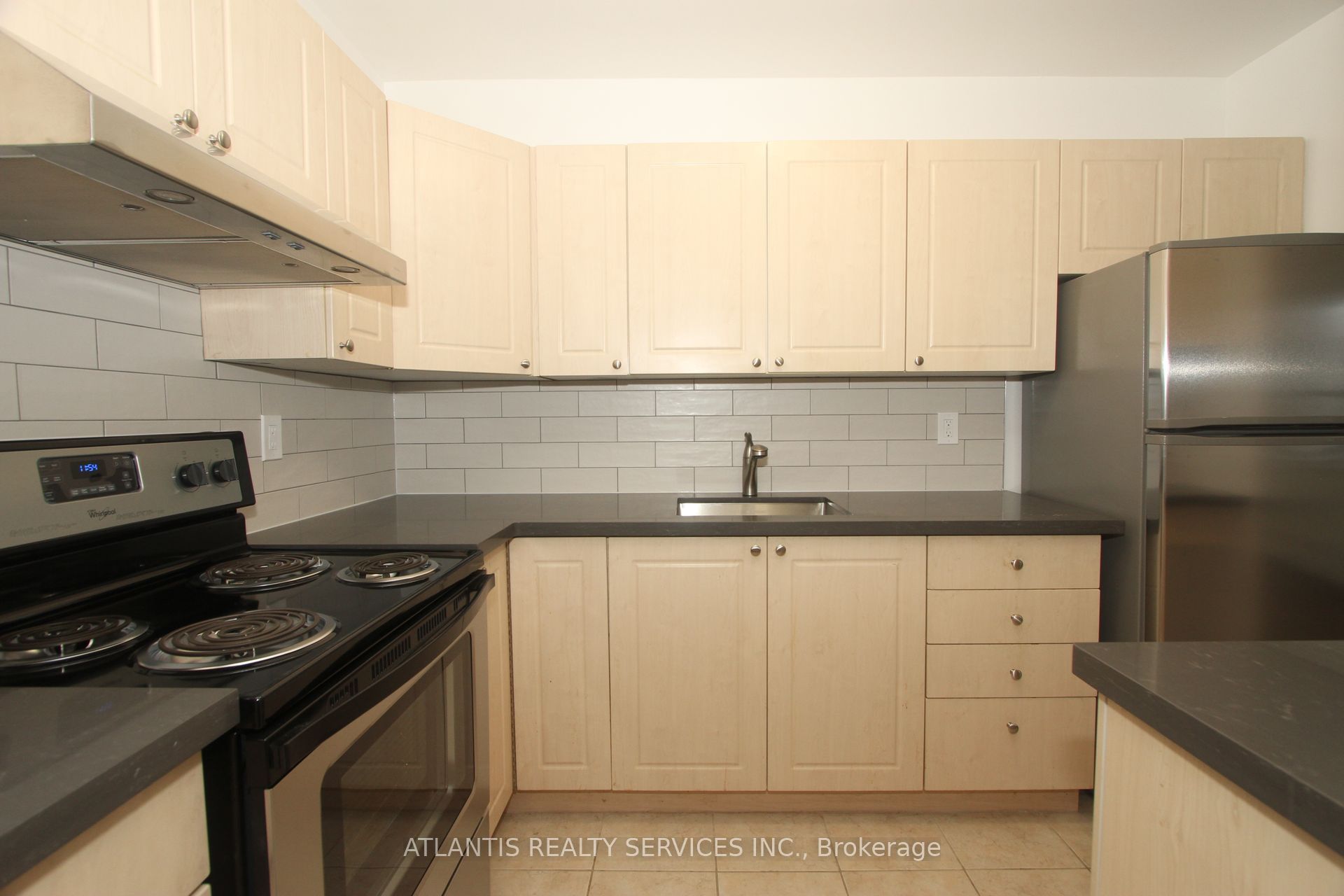 50 East Street 205