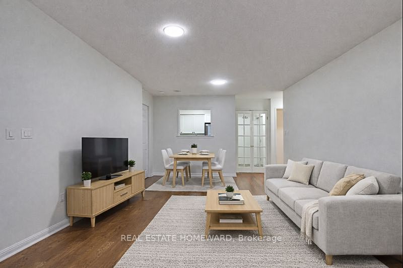 109 Front Street E 1111