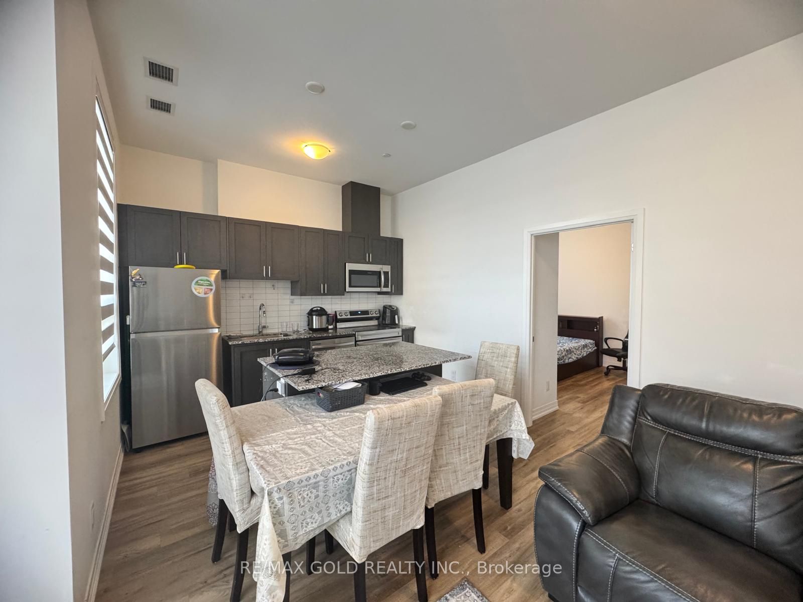 3285 Carding Mill Trail N 102