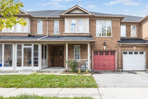 10 Ferris Street Richmond Hill ON L4B 4K6