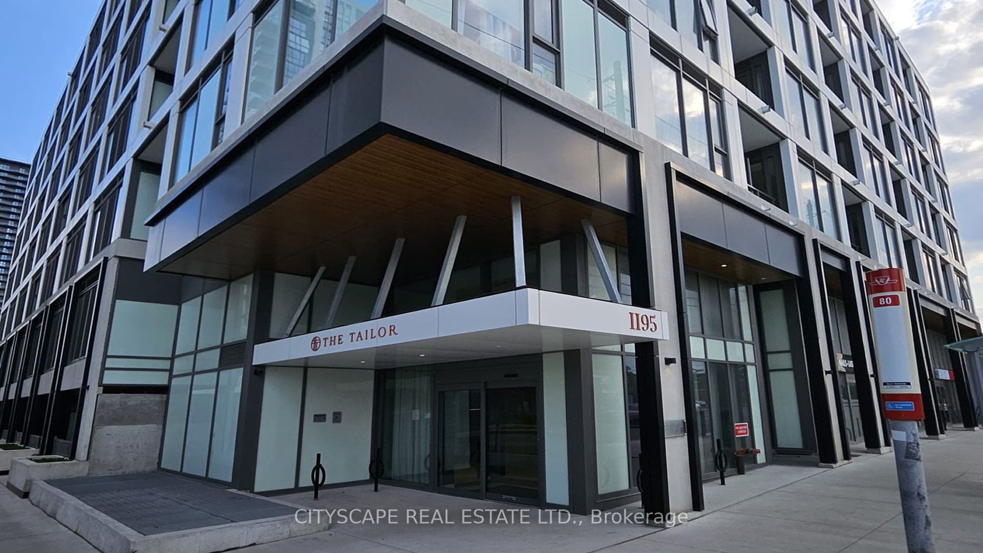 1195 The Queens Way 303