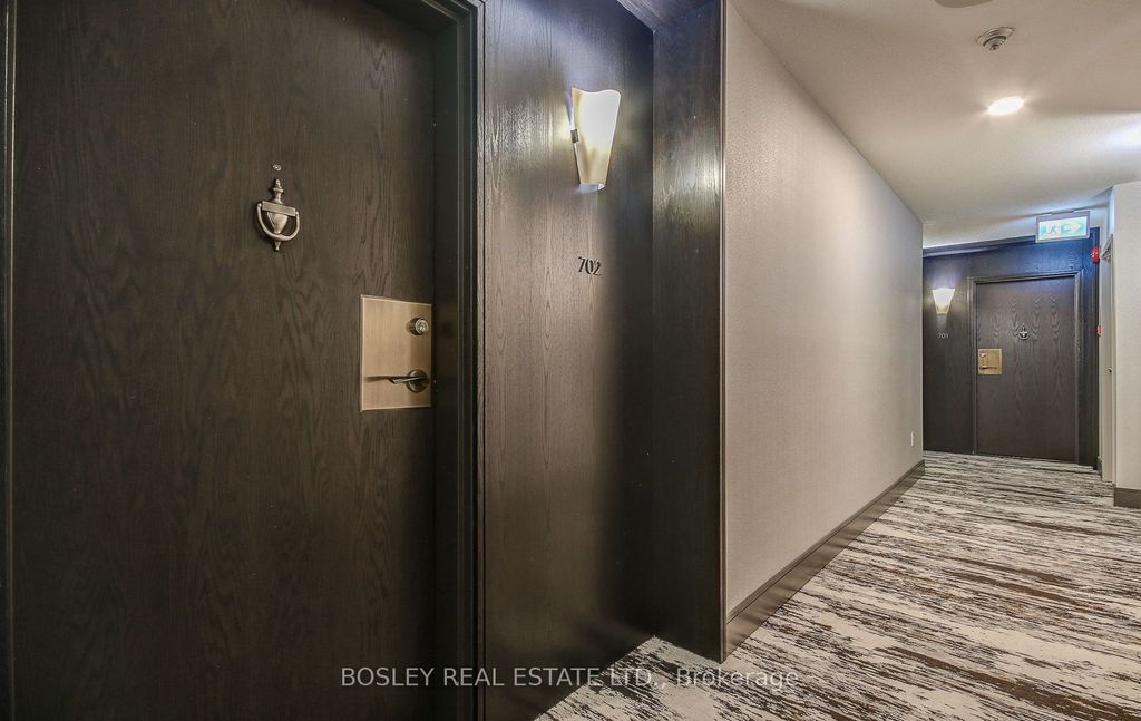 Photo of 62 Wellesley Street W #702, Toronto, ON M5S 2X3 (MLS # C12423758)