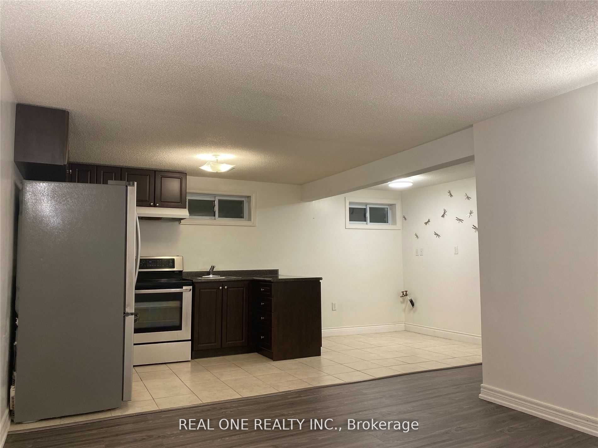 73 Romfield Circuit (basement)