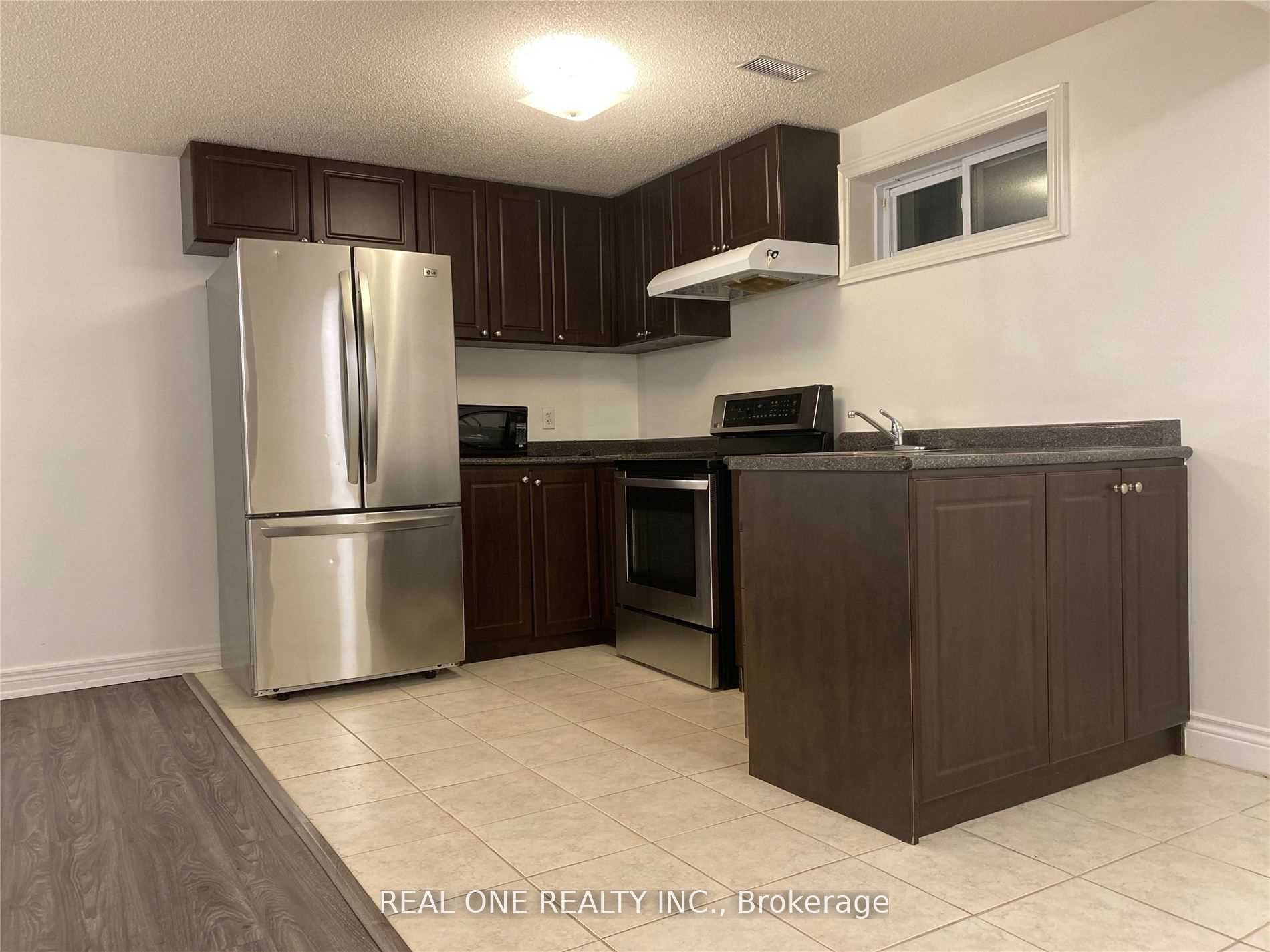 73 Romfield Circuit (basement)