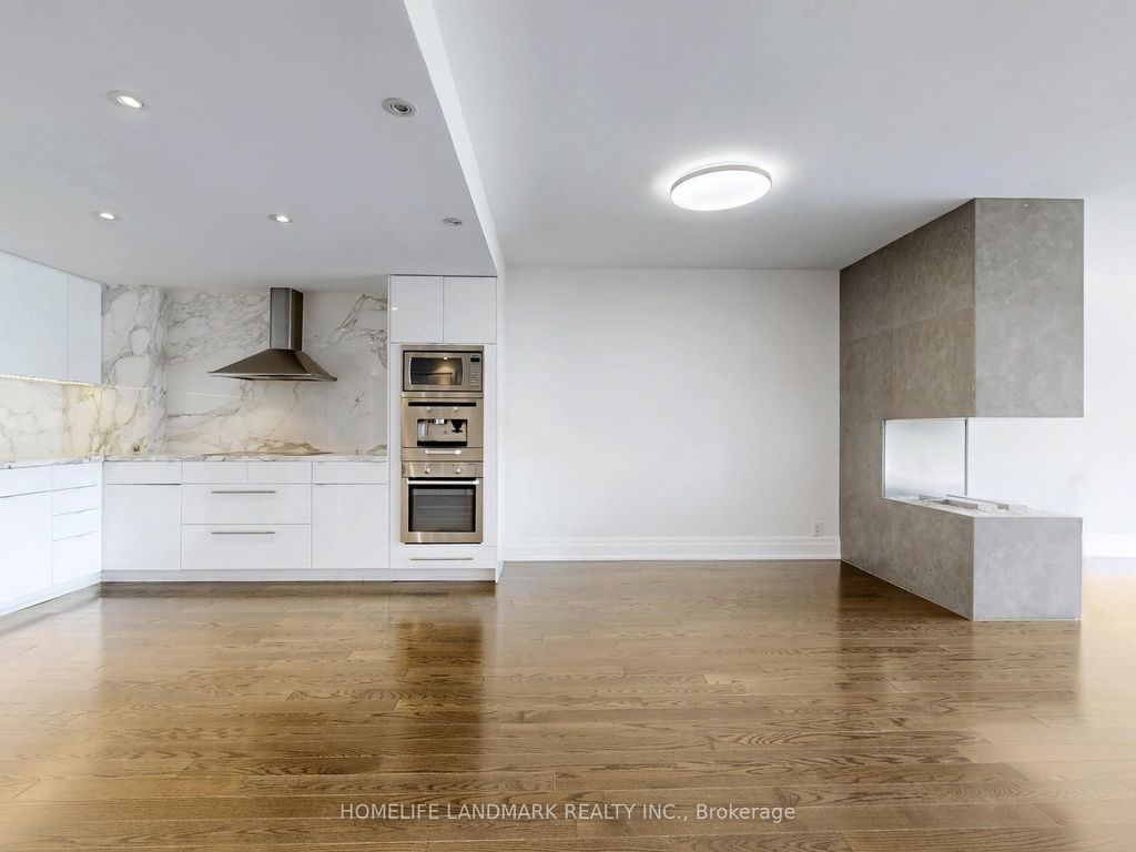 Photo of 480 Queens Quay W #304W, Toronto, ON M5N 2Y5 (MLS # C12337781)