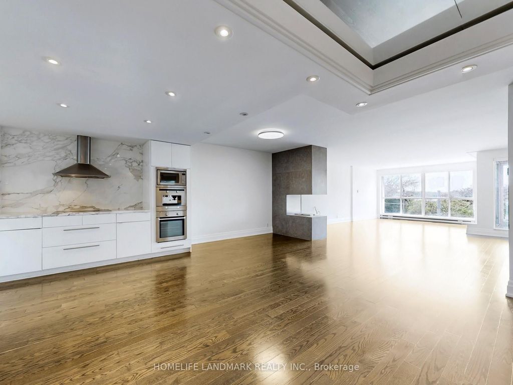 Photo of 480 Queens Quay W #304W, Toronto, ON M5N 2Y5 (MLS # C12337781)