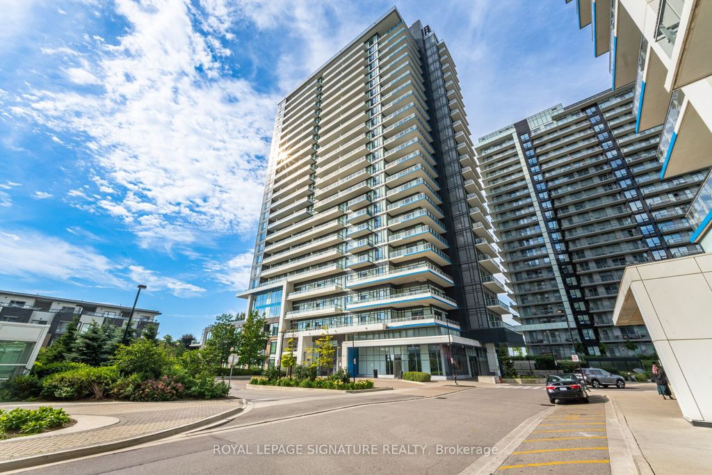 Photo of 2560 Eglinton Avenue W #313, Mississauga, ON L5M 0Y3 (MLS # W13075918)