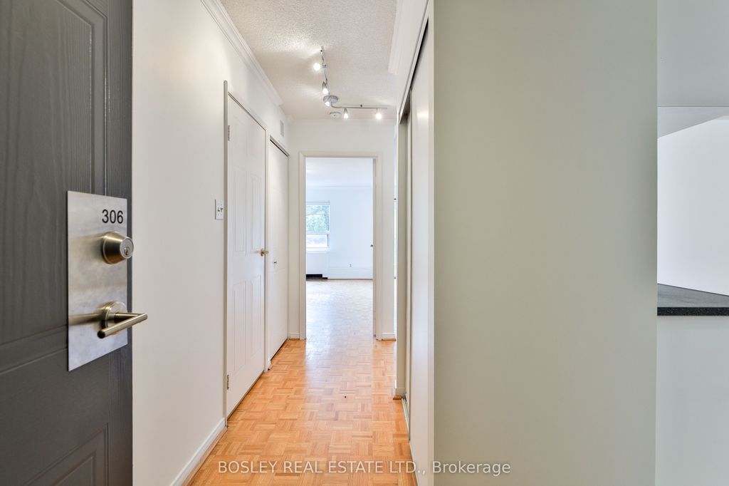 Photo of 928 Millwood Road #306, Toronto, ON M4G 1X3 (MLS # C12406831)