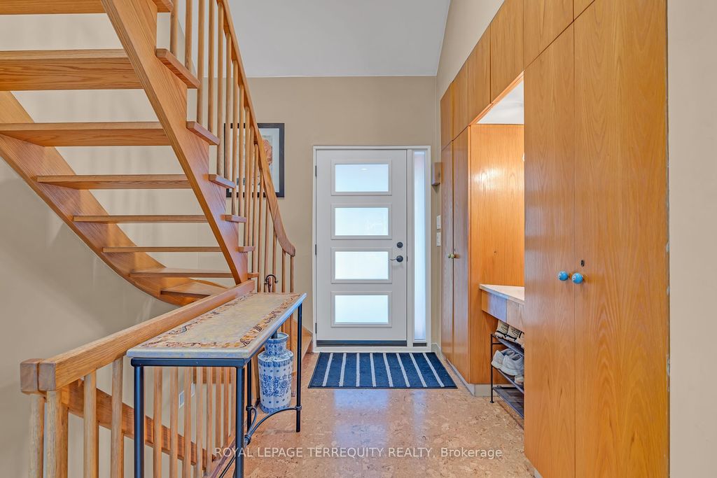 Photo of 61 Parkchester Road, Toronto, ON M6M 2S1 (MLS # W12481019)