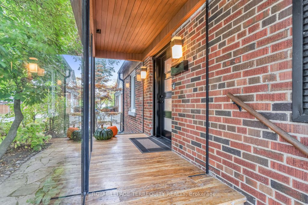 Photo of 61 Parkchester Road, Toronto, ON M6M 2S1 (MLS # W12481019)