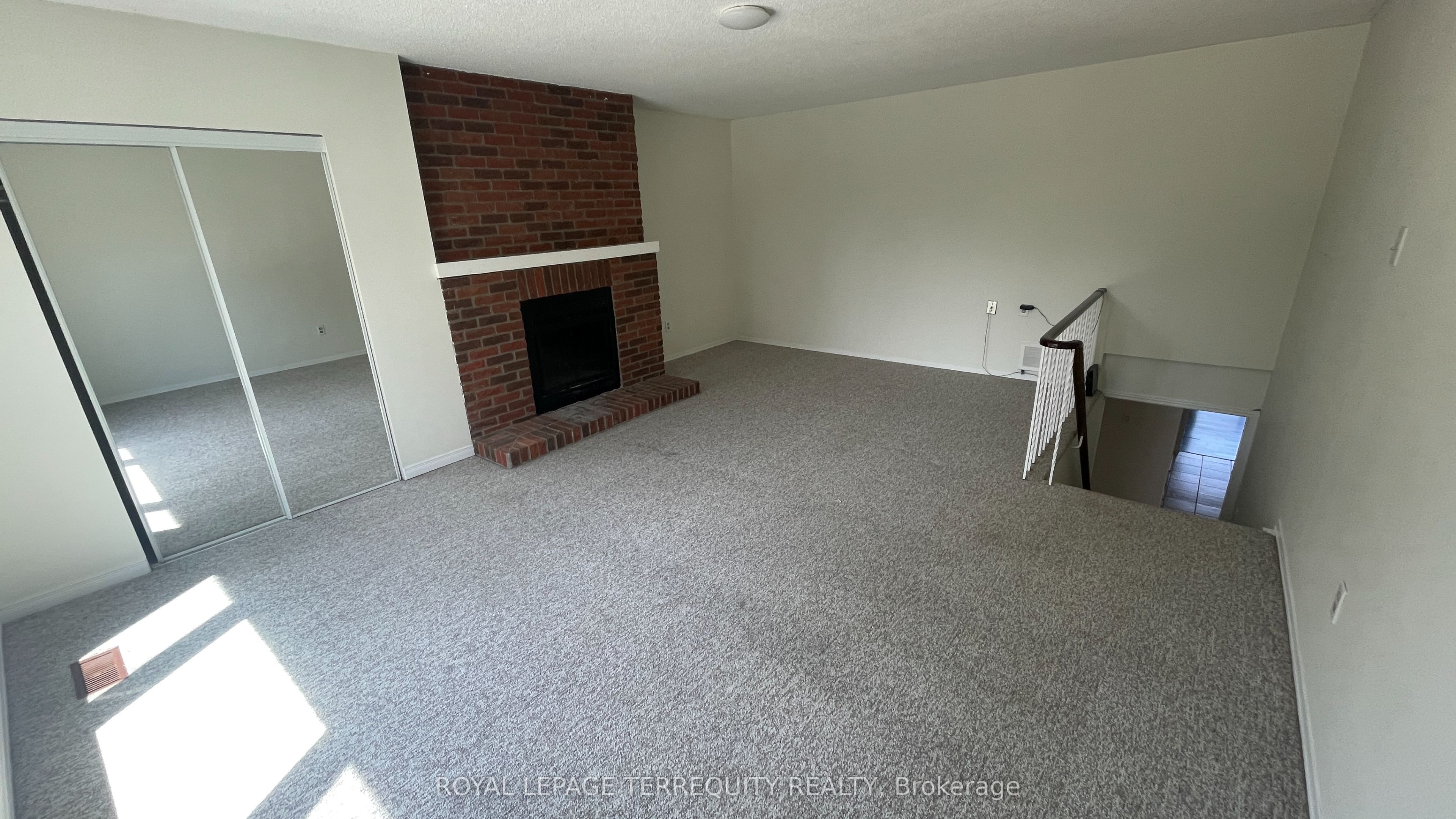 3151 Bracknell Crescent
