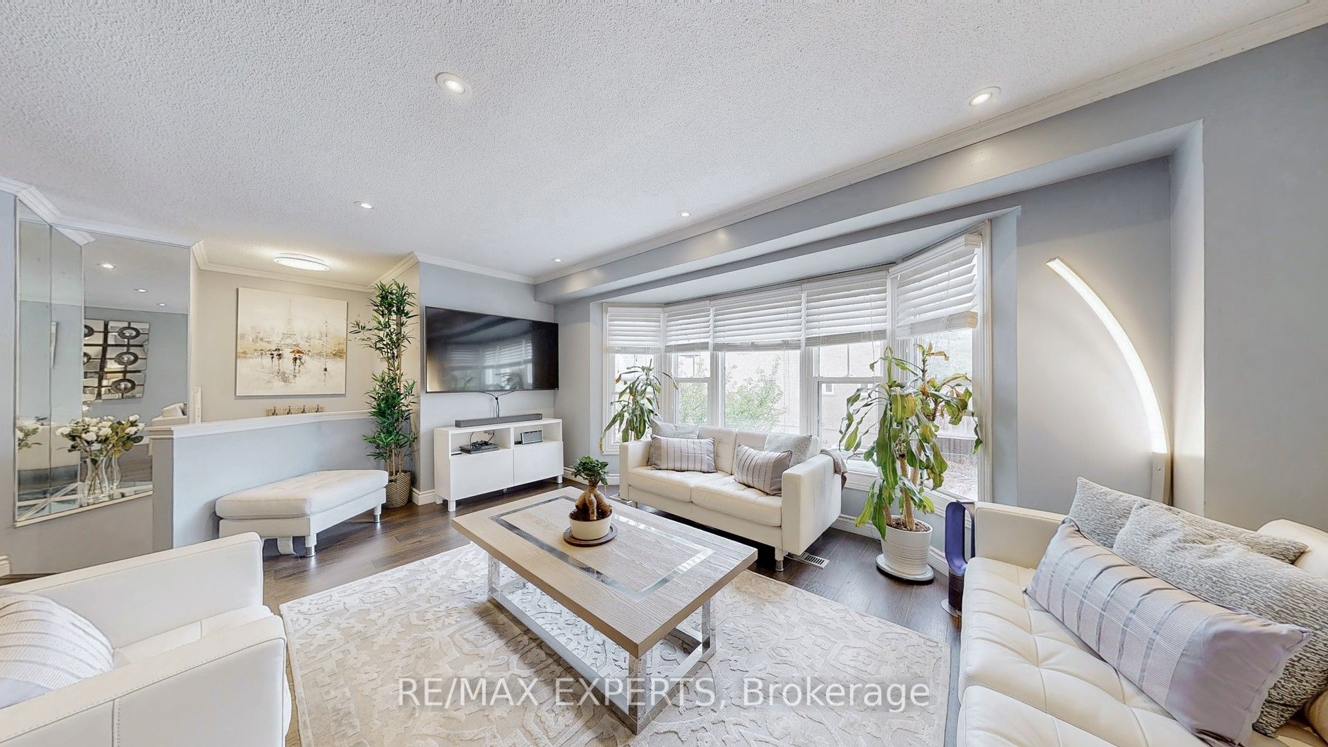 43 Tamarack Circle