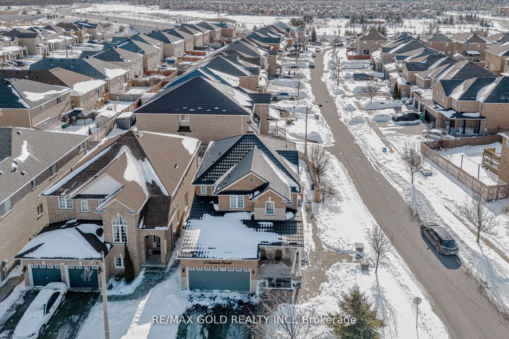 Photo of 2 Oranmore Crescent, Brampton, ON L6X 0J9 (MLS # W12906282)