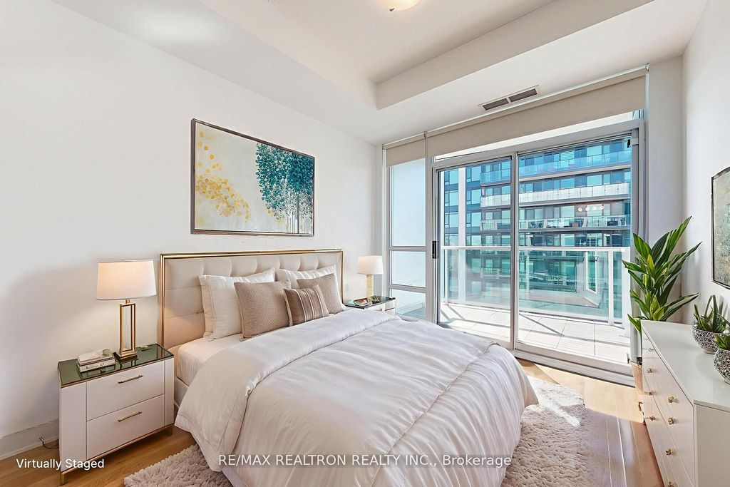 Photo of 1910 Lake Shore Boulevard W #LPH01, Toronto, ON M6S 1A2 (MLS # W12538748)