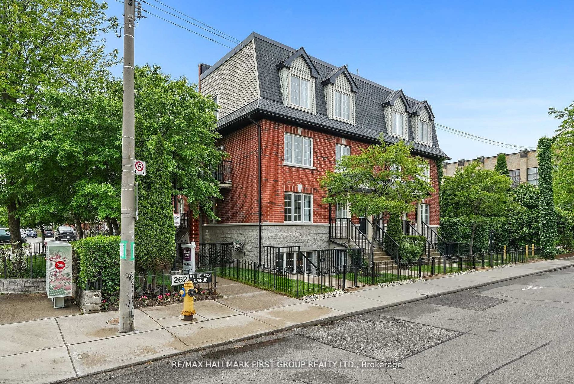 262 St. Helens Avenue 102
