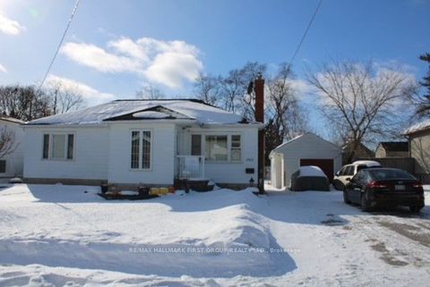 Property photo of 1912 glengrove road, pickering, ON l1v 1x2