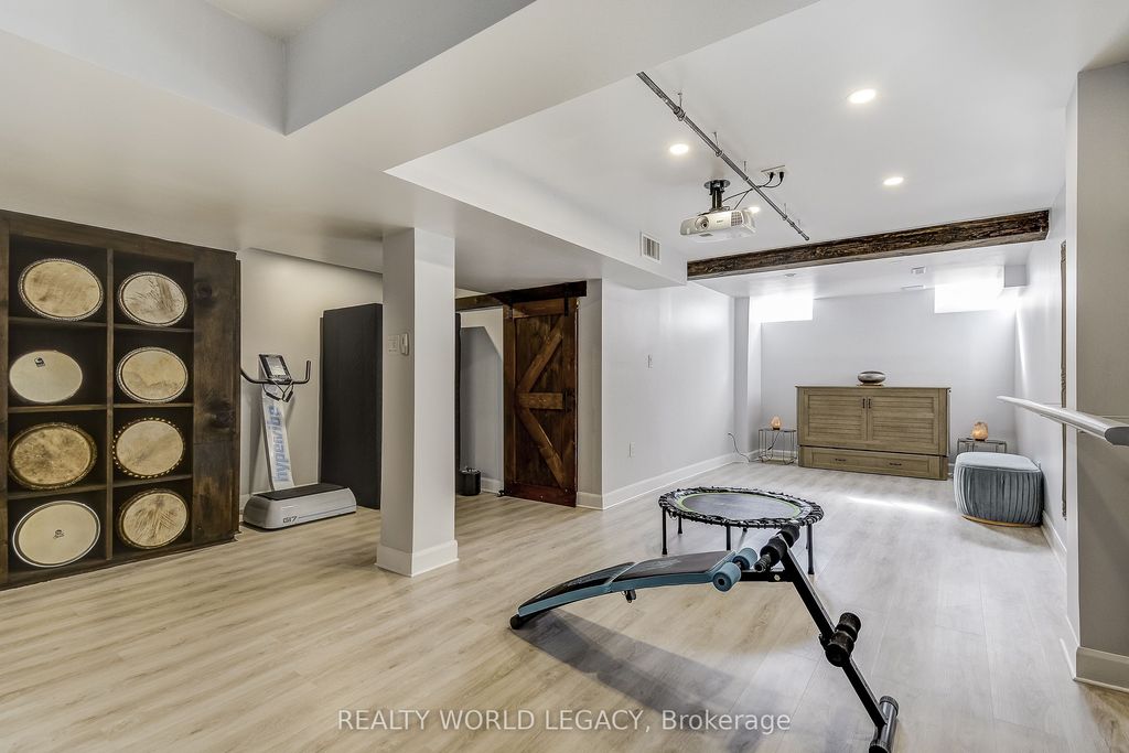 Photo of 2511 Boros Road #11, Burlington, ON L7M 5B2 (MLS # W12465389)