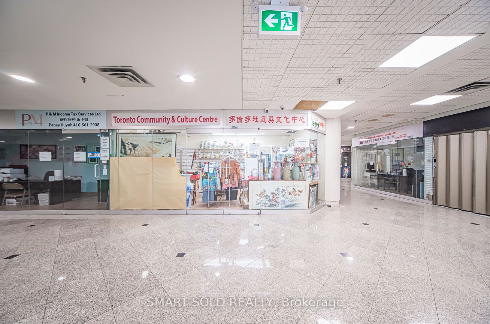 222 Spadina Avenue 217