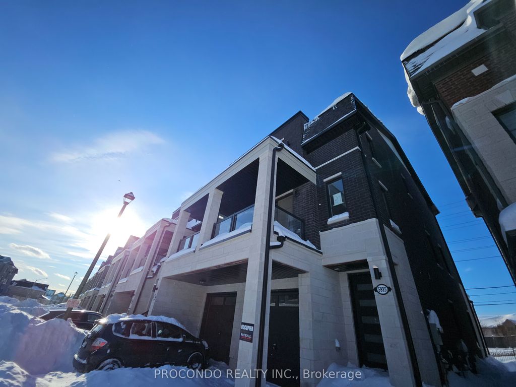 Photo of 5925 Saigon Street, Mississauga, ON L5V 2V9 (MLS # W12737900)