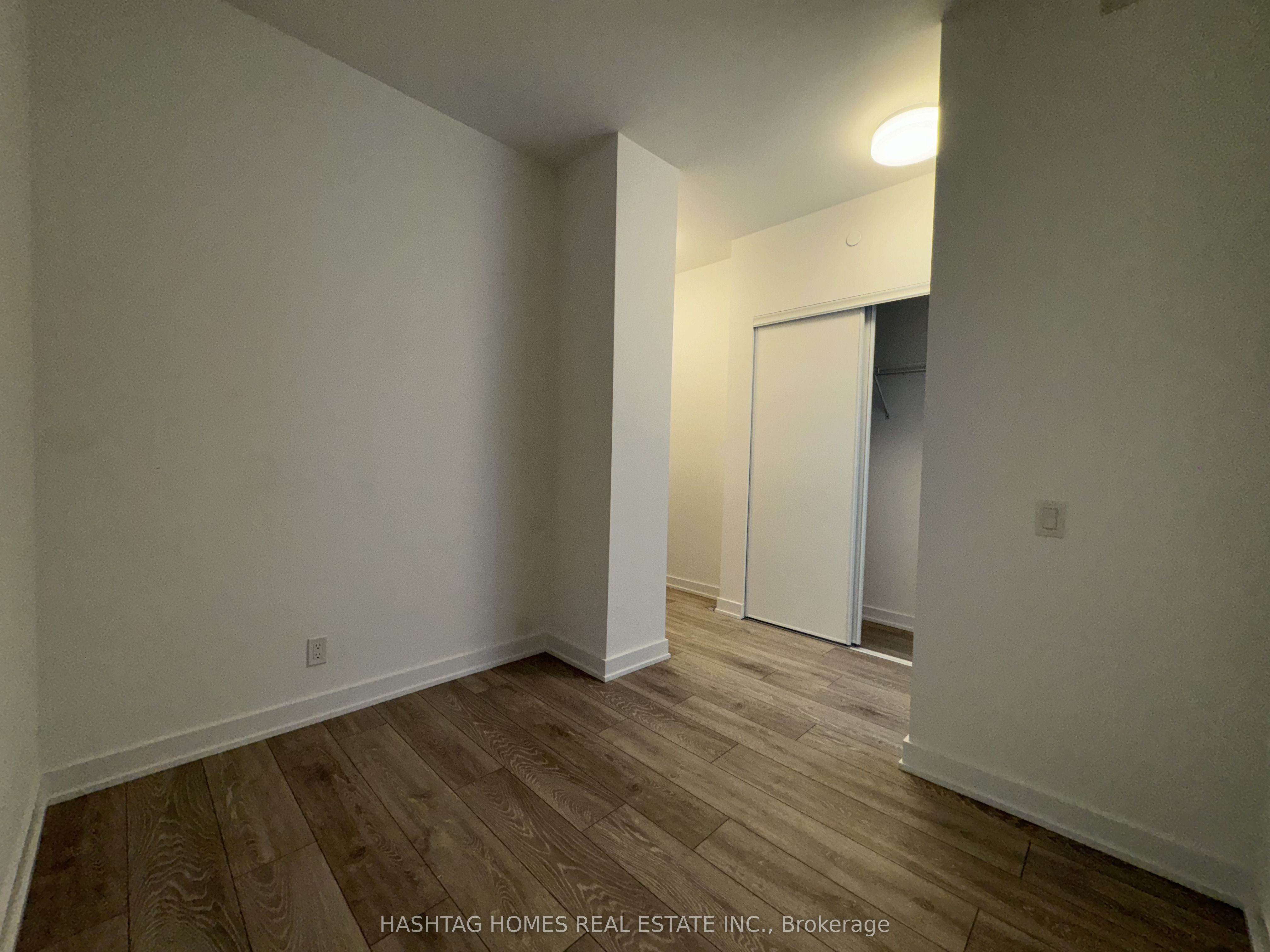 108 Peter Street 5208