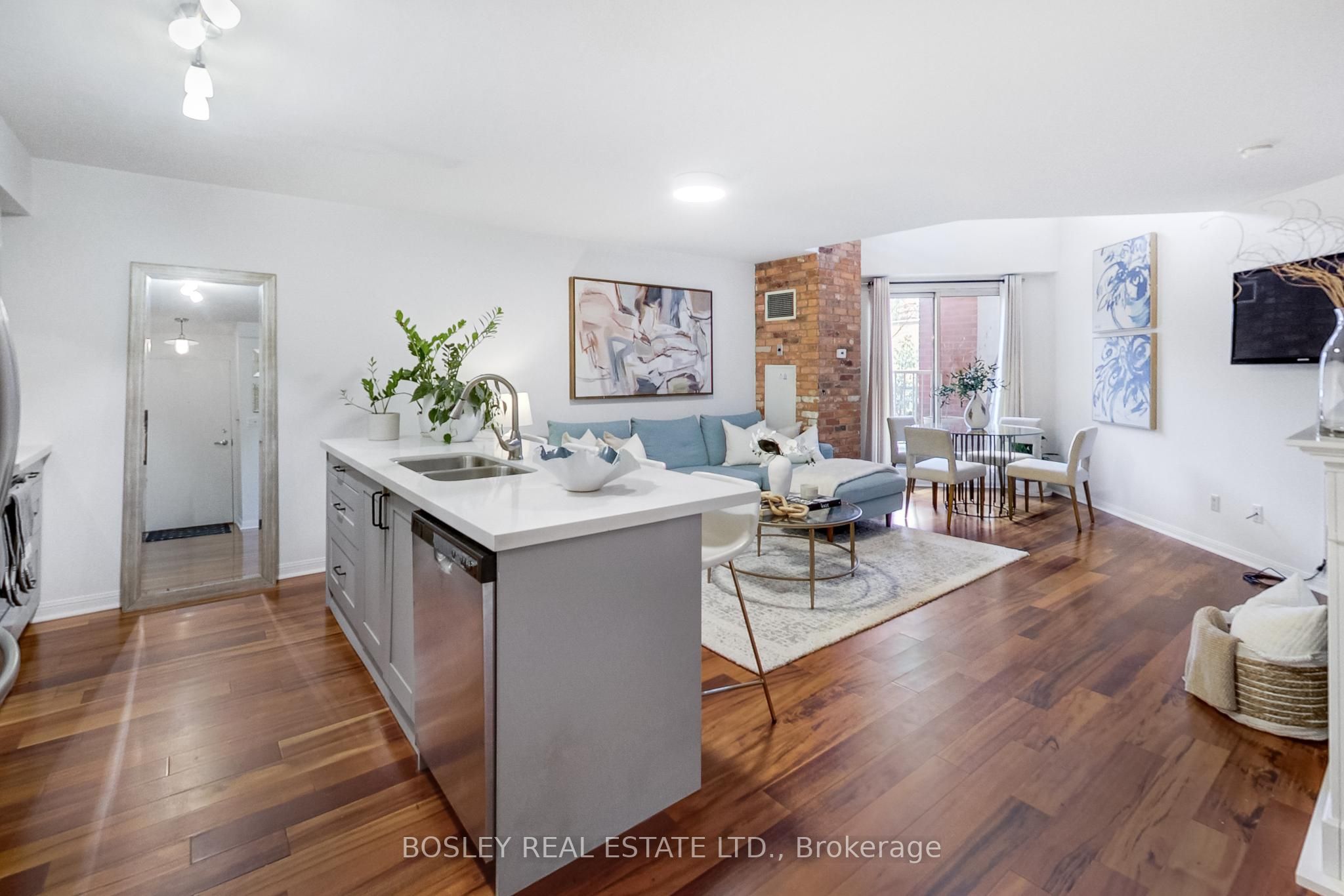 119 Merton Street 215