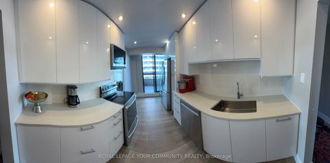 80 Quebec Avenue 811 Toronto ON M6P 4B7