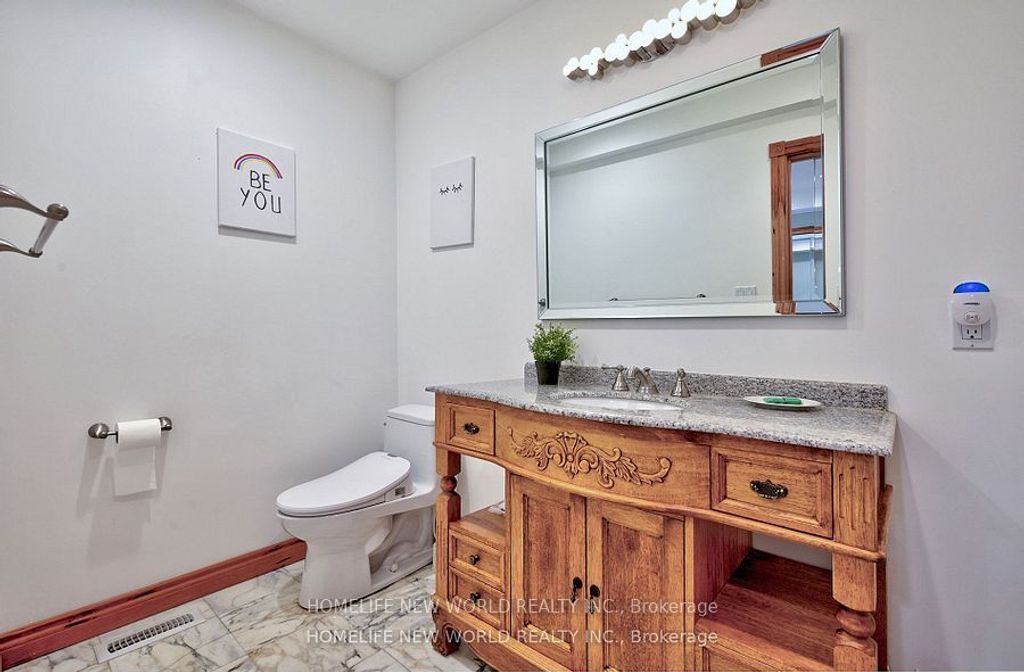 Photo of 7 Sulgrave Crescent, Toronto, ON M2L 1W5 (MLS # C12477591)