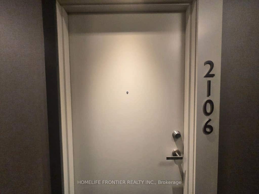 Photo of 15 Grenville Street #2106, Toronto, ON M4Y 0B9 (MLS # C13074264)