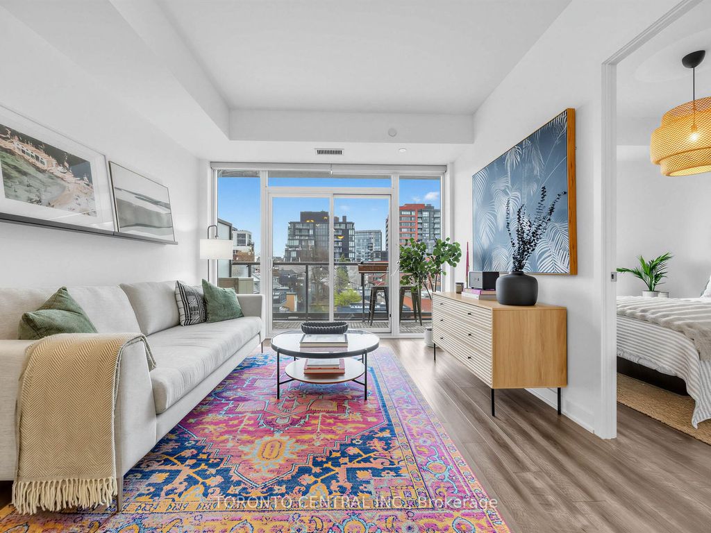 Photo of 106 Dovercourt Road #402, Toronto, ON M6J 0G4 (MLS # C13094122)
