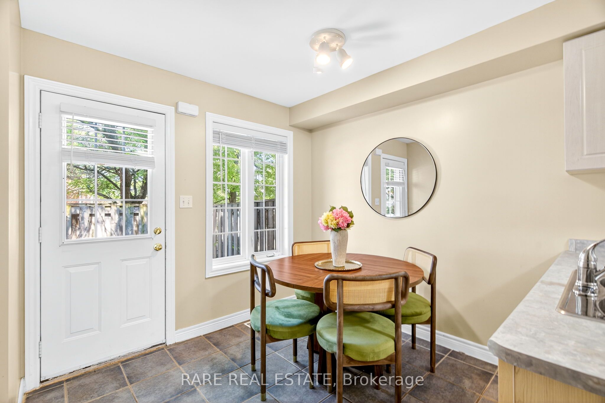1750 Creek Way 12